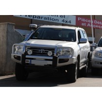 Pare chocs Winch Bar VDJ200 ARB : acier robuste, prêt 4x4